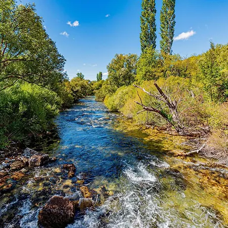 Gorgeous In Knin With Kitchen * Книн